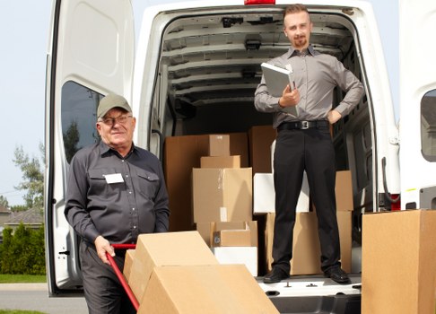 Moving van service in St Johns Wood near residential apartments